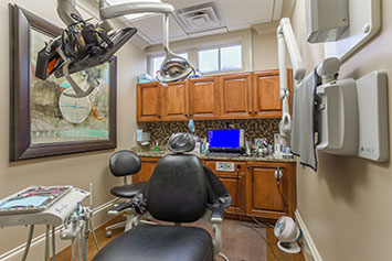 Operation room at Reich Dental Centerin Smyrna, GA.