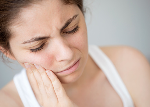 Reasons Teeth May Hurt When Waking Up Each Day