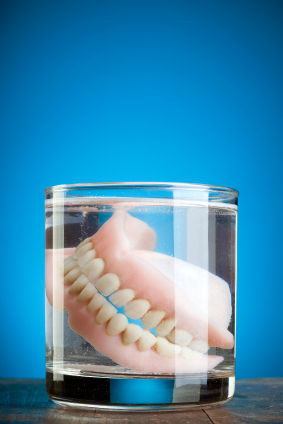 How to care for your dentures
